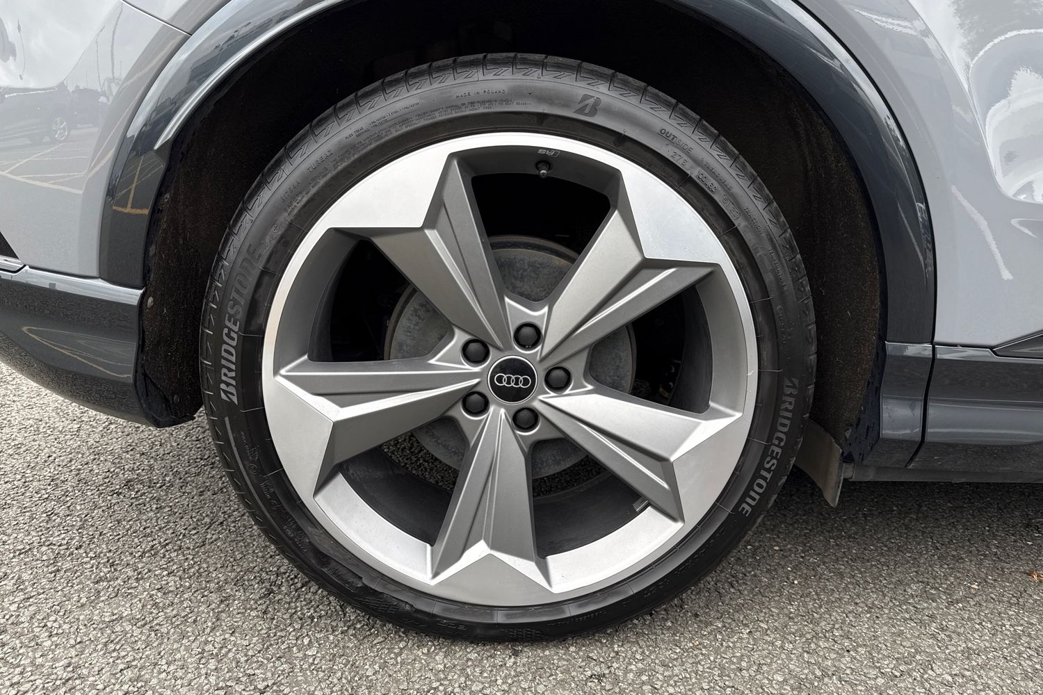 Used Audi Q4 e-tron 2024 for sale - 76460943: Photo 11