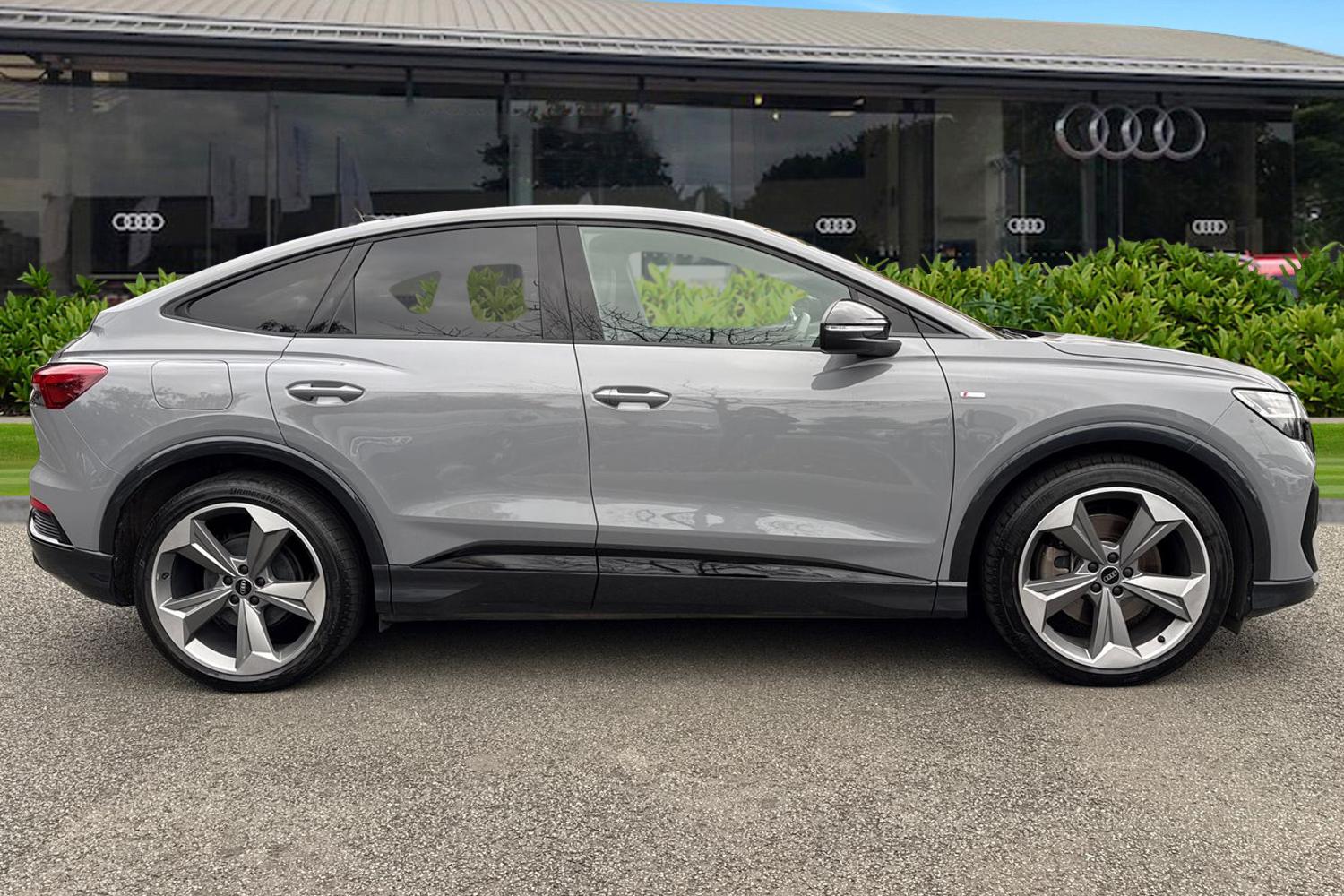 Used Audi Q4 e-tron 2024 for sale - 76460943: Photo 3