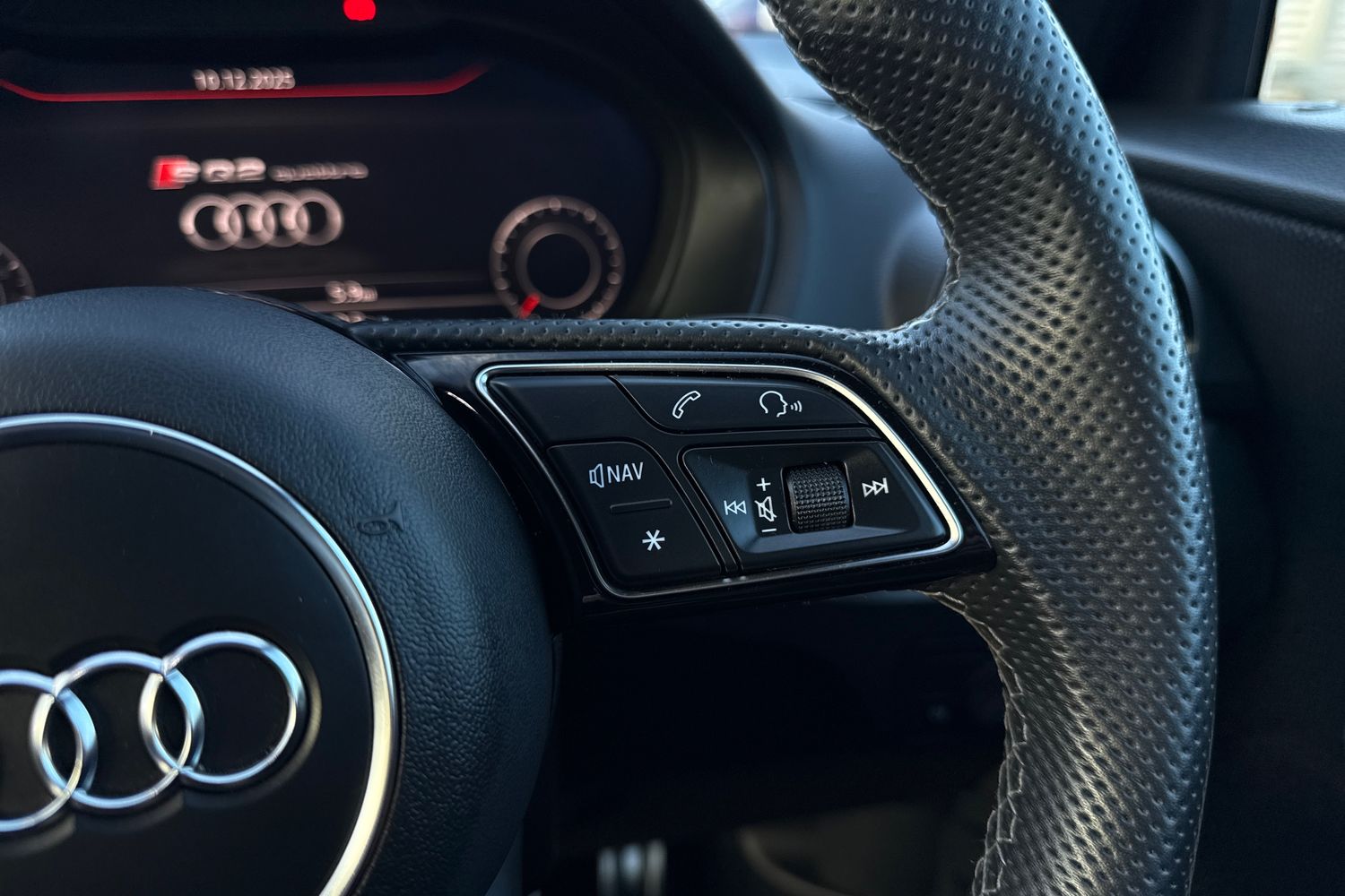 Used Audi SQ2 2022 for sale - 76863232: Photo 52