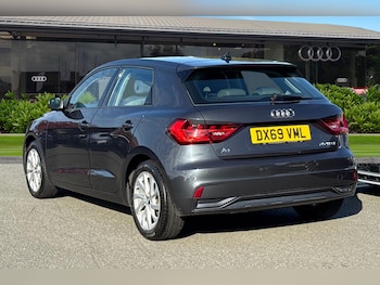 Used Audi A1 2019 for sale - 76115033: Photo 2