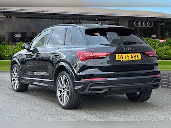 Used Audi Q3 2025 for sale - 77382361: Photo