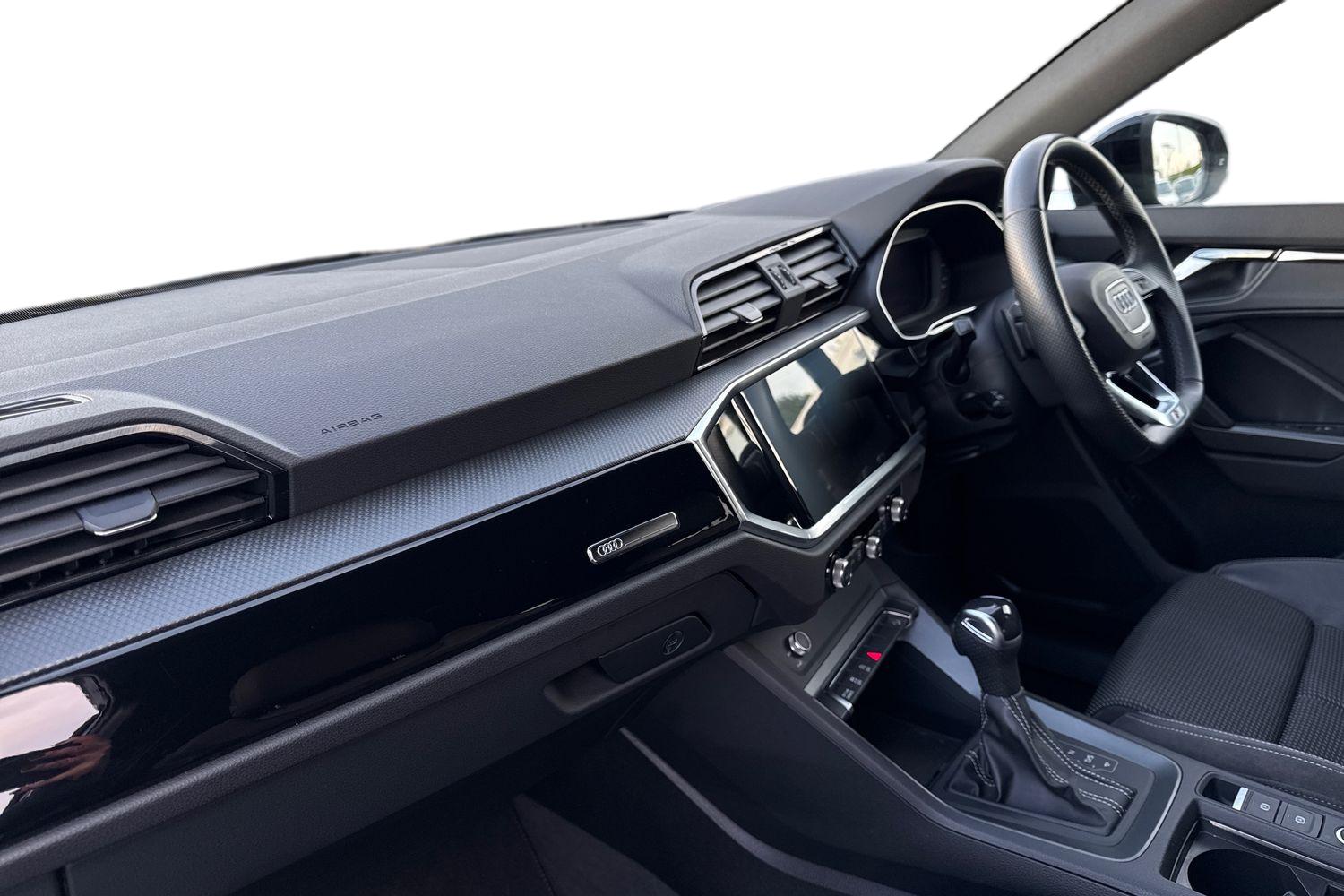 Used Audi Q3 2022 for sale - 77355449: Photo 15