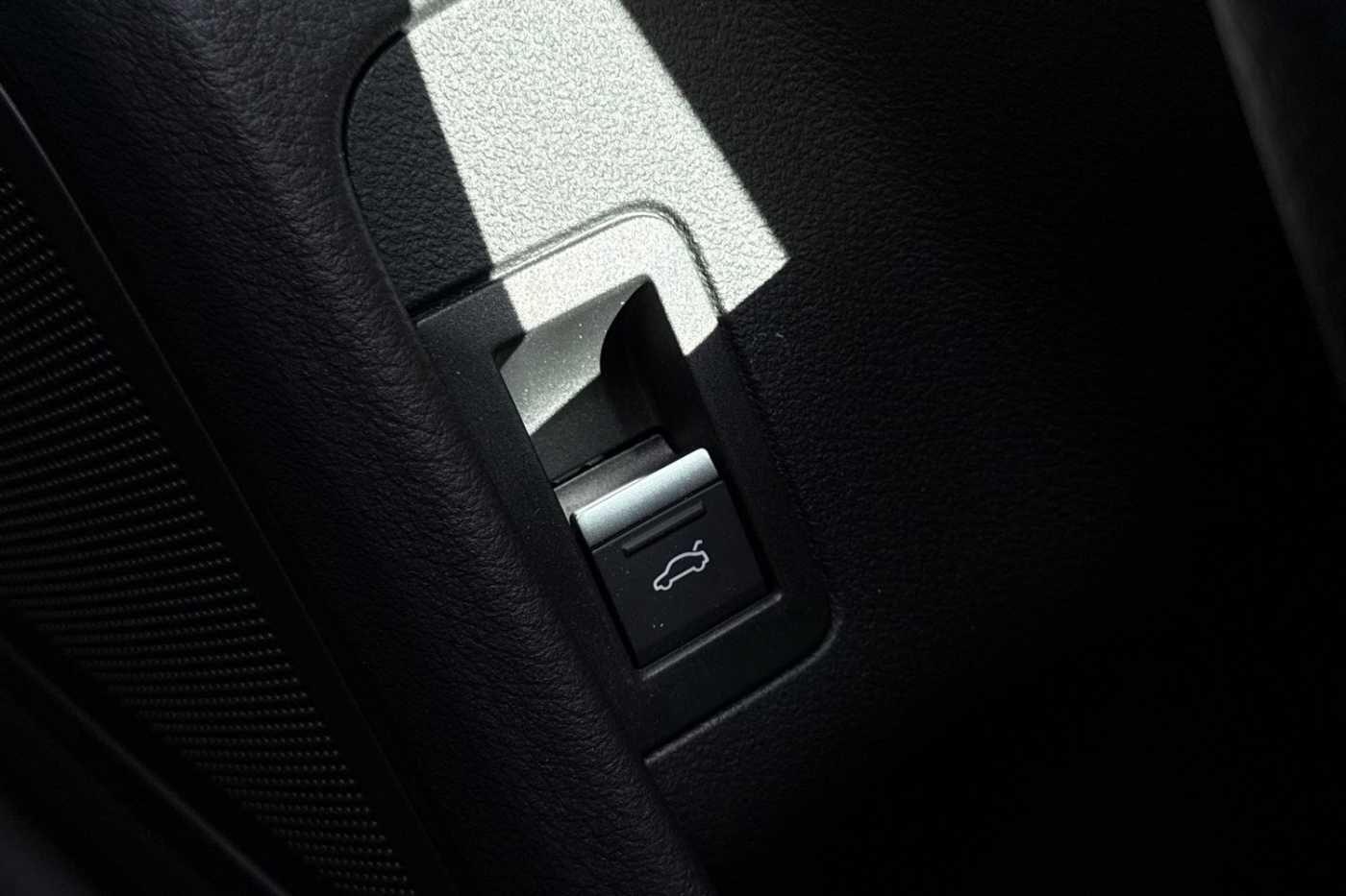 Used Audi S6 Avant 2025 for sale - 76697686: Photo 40