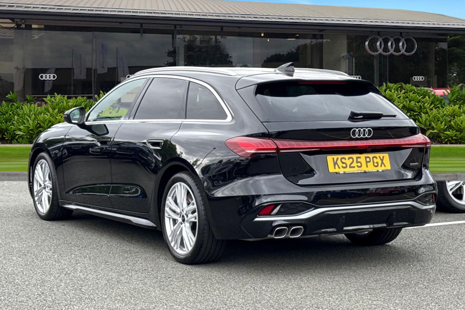 Used Audi A5 2025 for sale - 77382473: Photo 2