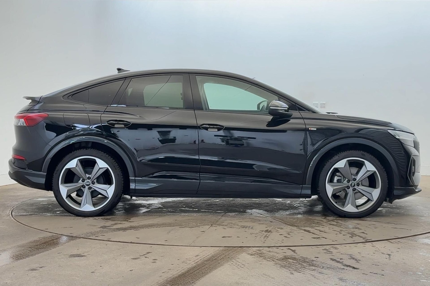 Used Audi Q4 e-tron 2025 for sale - 76171222: Photo 17
