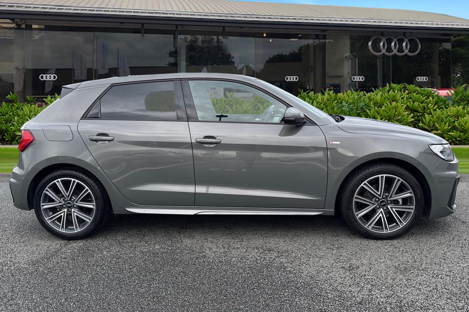 Used Audi A1 2025 for sale - 77382439: Photo 3