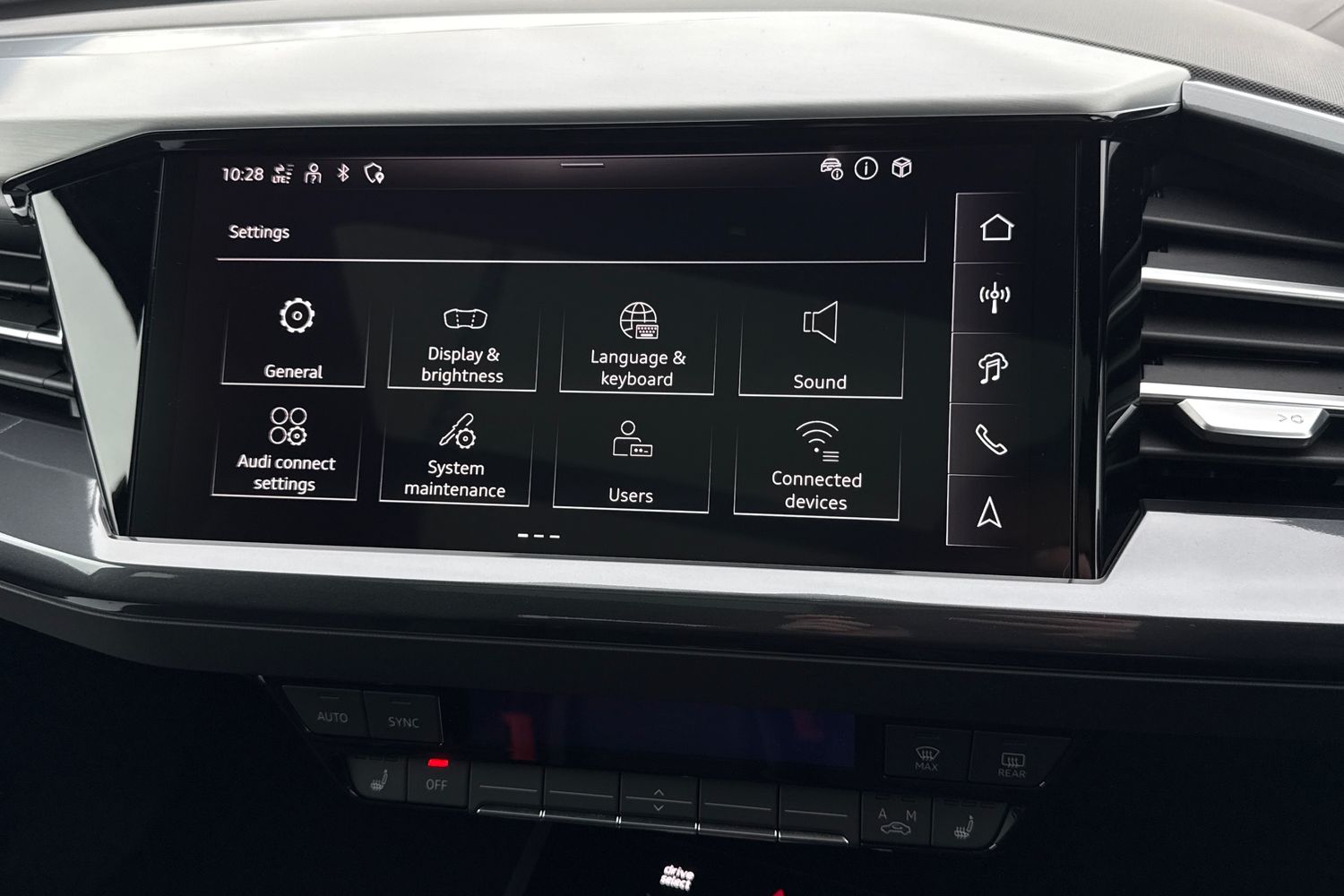 Used Audi Q4 e-tron 2026 for sale - 76546136: Photo 41