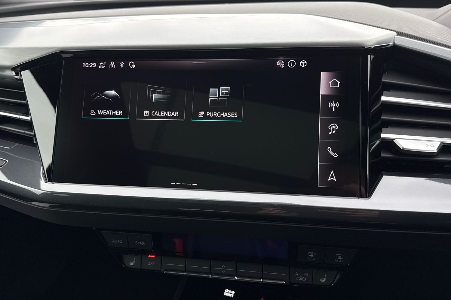 Used Audi Q4 e-tron 2026 for sale - 76546136: Photo 43