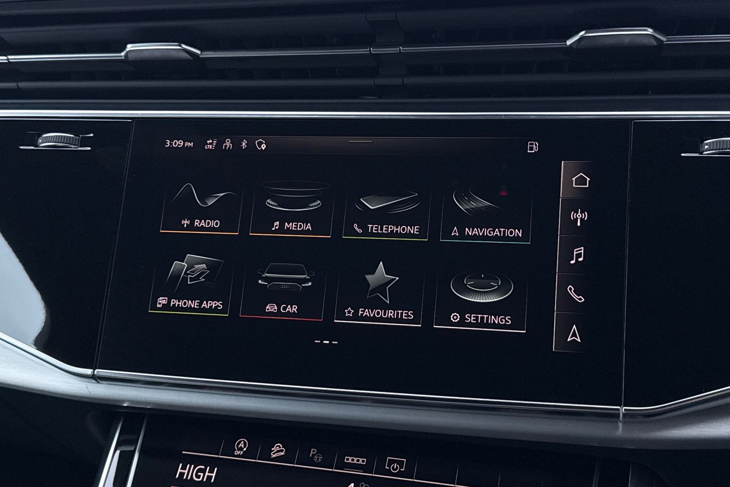 Used Audi Q7 2022 for sale - 77383203: Photo 31