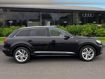 Used Audi Q7 2022 for sale - 77383203: Photo