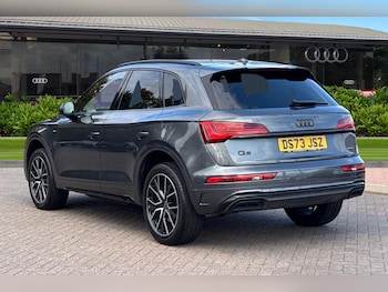 Used Audi Q5 2023 for sale - 76128524: Photo 2