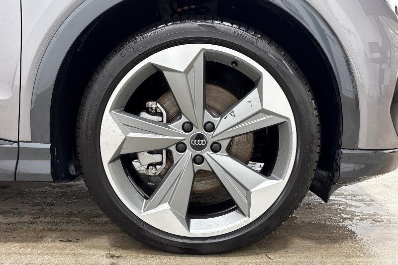 Used Audi Q4 e-tron 2025 for sale - 76469345: Photo 5