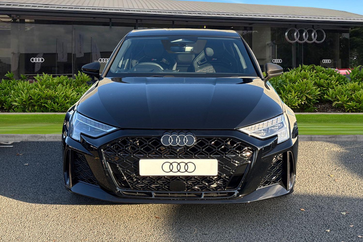 Used Audi RS3 2025 for sale - 76654360: Photo 5