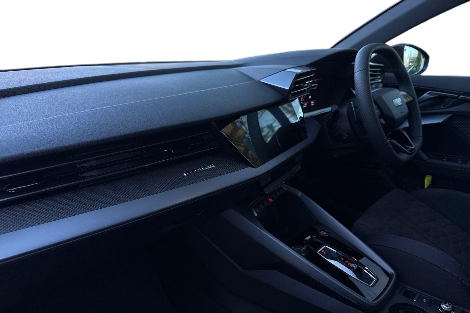 Used Audi RS3 2025 for sale - 76654360: Photo 8