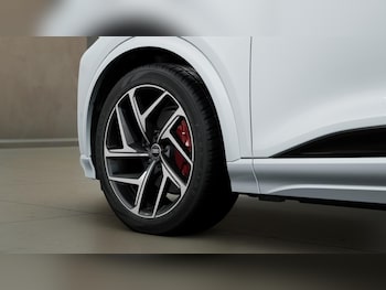 Used Audi Q6 e-tron 2025 for sale - 76697761: Photo