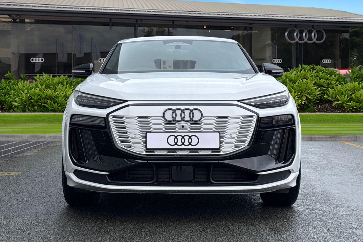 Used Audi Q6 e-tron 2025 for sale - 76697761: Photo 5