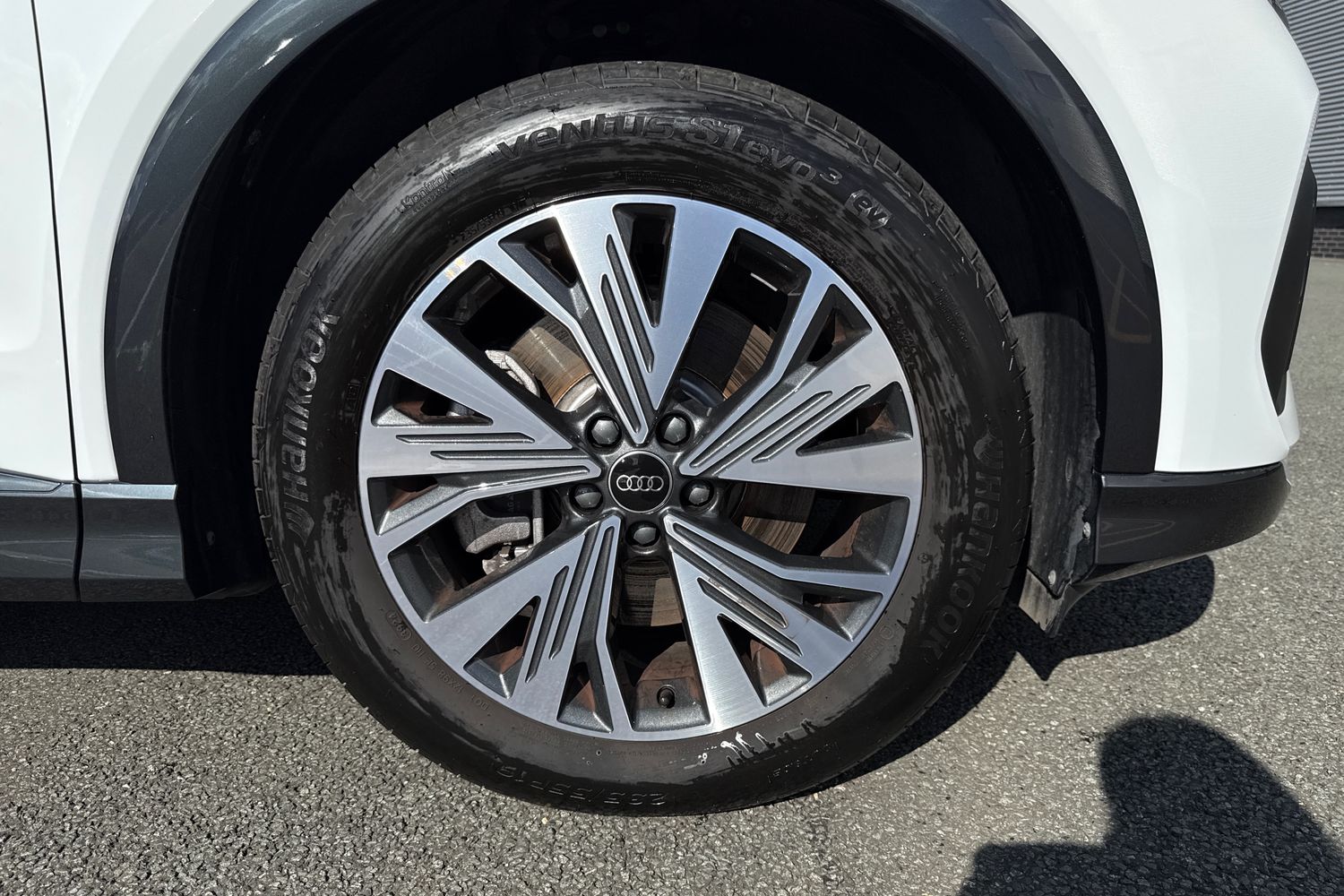 Used Audi Q4 e-tron 2024 for sale - 76017563: Photo 10