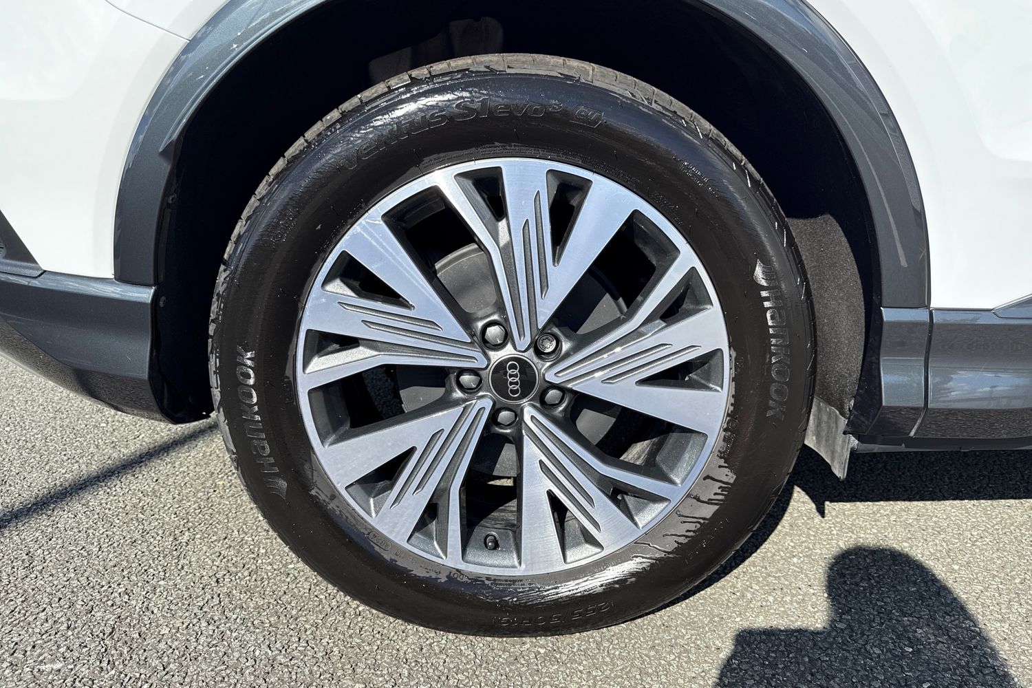 Used Audi Q4 e-tron 2024 for sale - 76017563: Photo 11