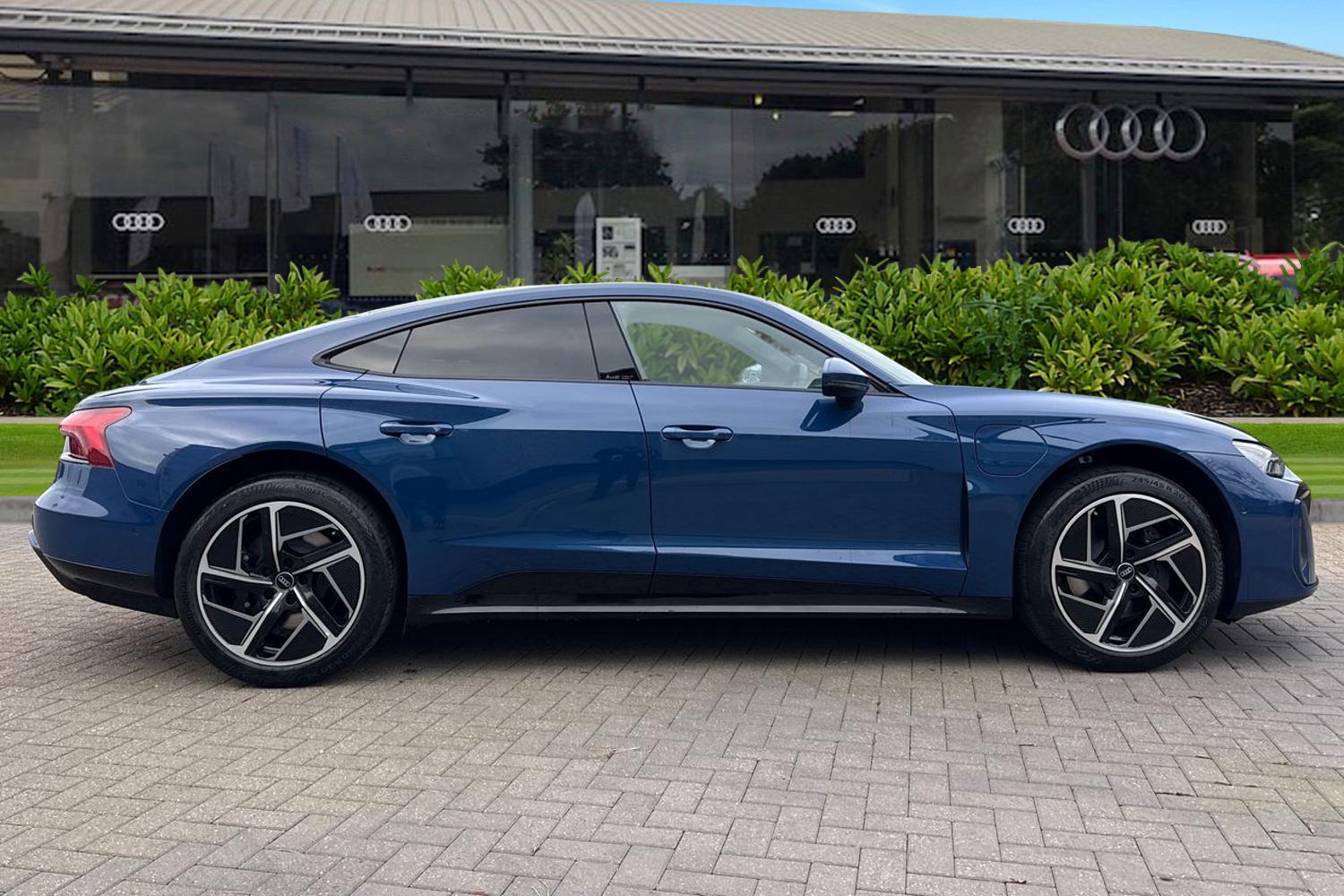 Used Audi e-tron GT 2026 for sale - 77382912: Photo 3