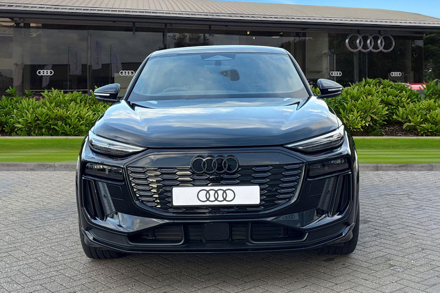 Used Audi Q6 e-tron 2026 for sale - 77257777: Photo 5