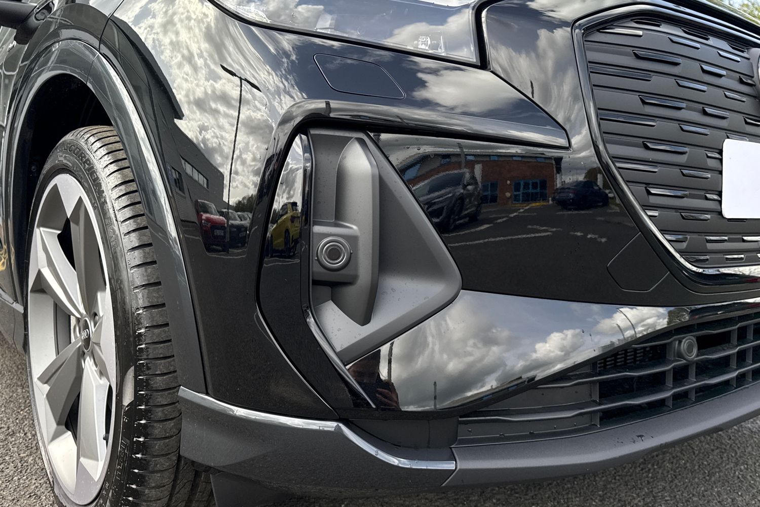 Used Audi Q4 e-tron 2025 for sale - 76143759: Photo 59