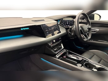 Used Audi e-tron GT 2023 for sale - 78802339: Photo
