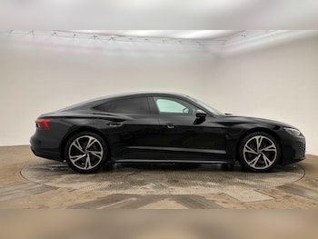 Used Audi e-tron GT 2023 for sale - 78802339: Photo