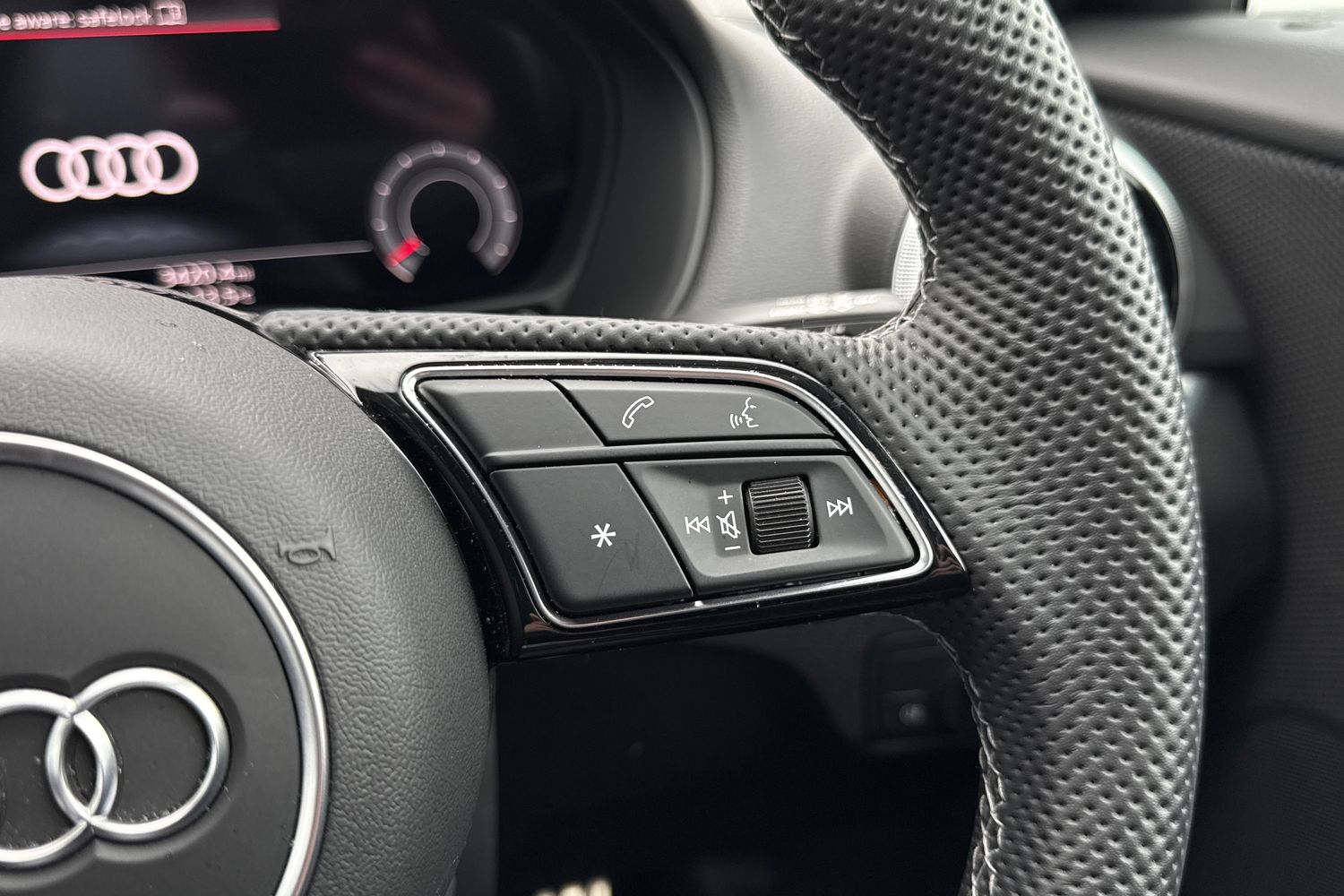 Used Audi Q2 2025 for sale - 77382988: Photo 54