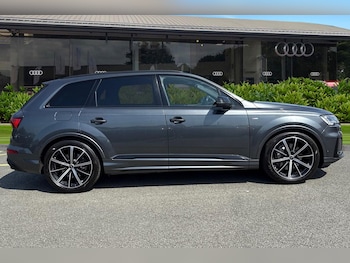 Used Audi Q7 2023 for sale - 78981146: Photo