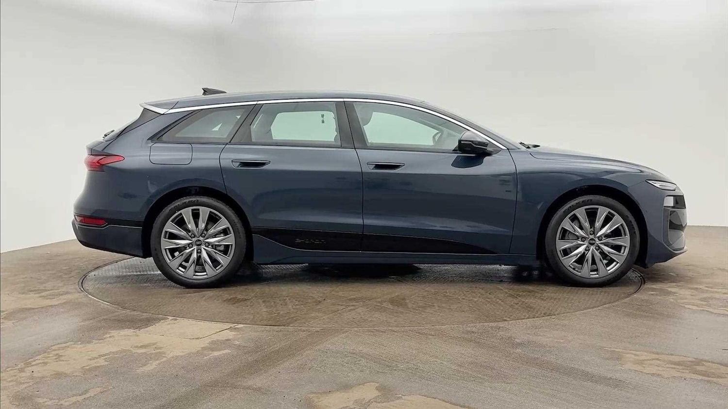 Used Audi A6 e-tron Avant 2025 for sale - 78177854: Photo 4
