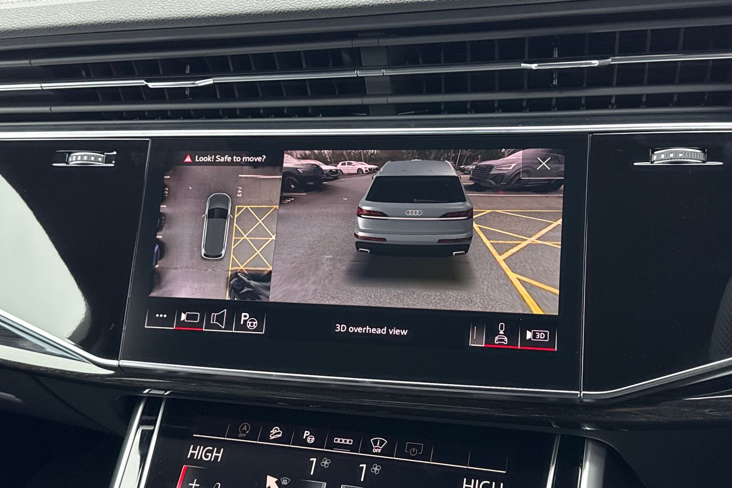 Used Audi SQ7 2026 for sale - 77313027: Photo 31