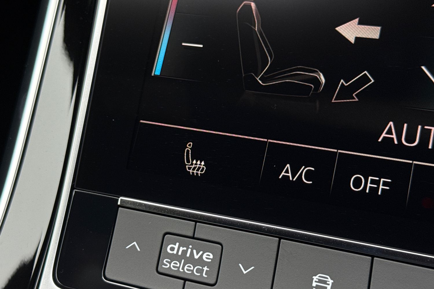 Used Audi SQ7 2026 for sale - 77313027: Photo 40