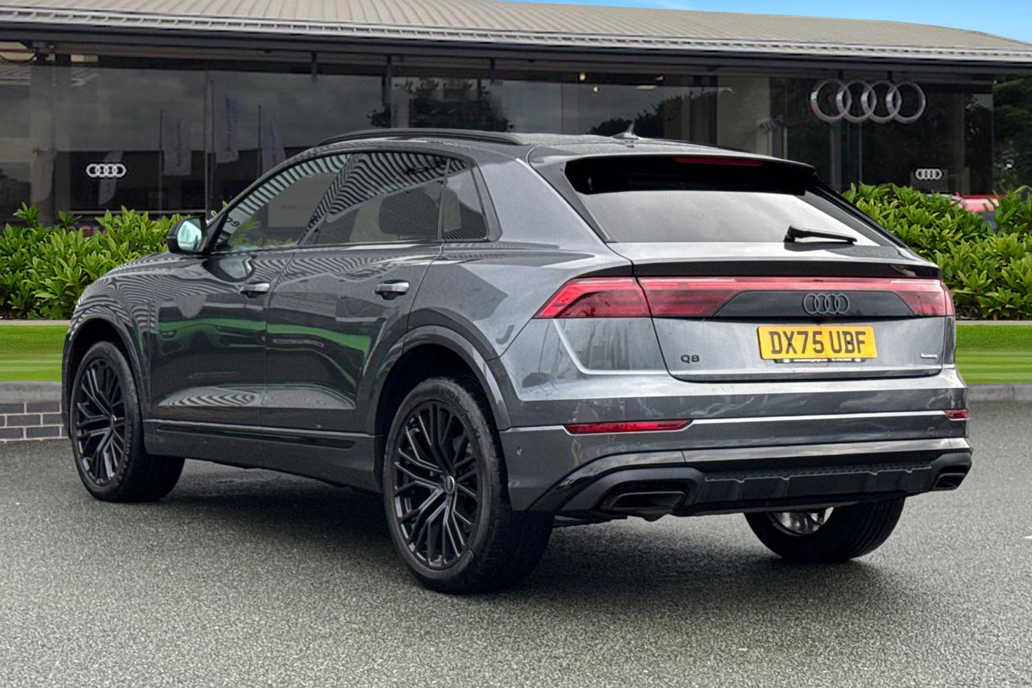 Used Audi Q8 2025 for sale - 77158800: Photo 2