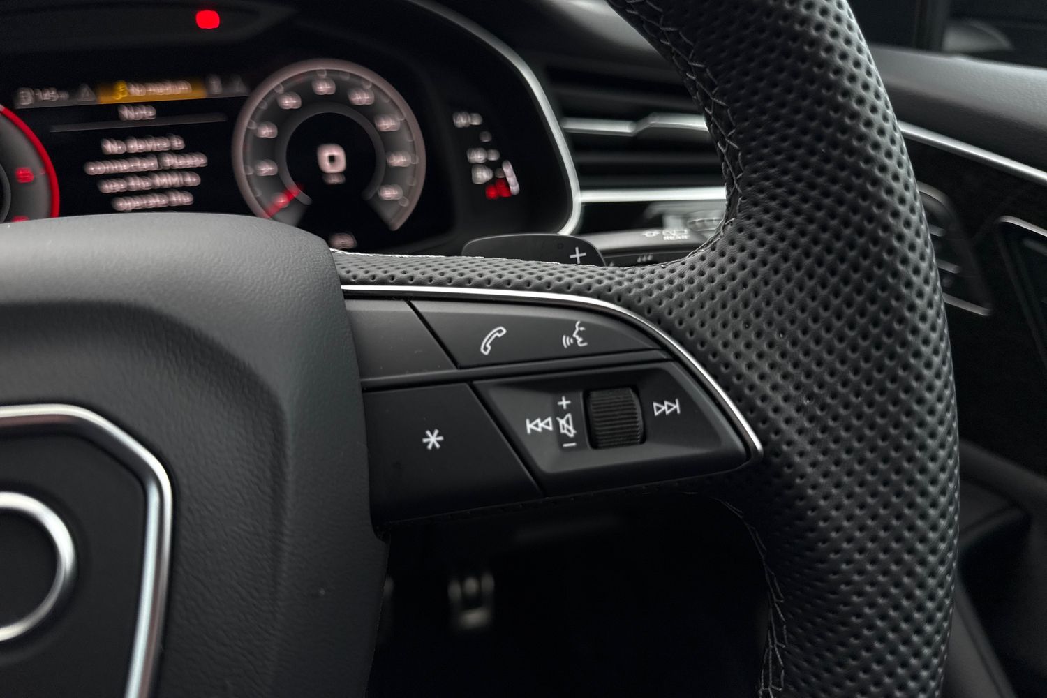 Used Audi Q8 2025 for sale - 77158800: Photo 55