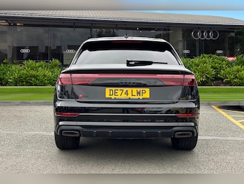 Used Audi Q8 2024 for sale - 75626255: Photo