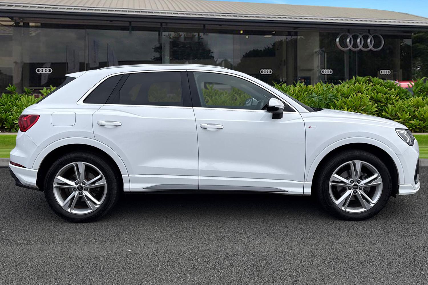 Used Audi Q3 2023 for sale - 77072011: Photo 3