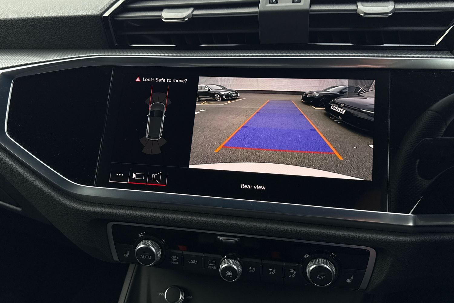 Used Audi Q3 2023 for sale - 77072011: Photo 41