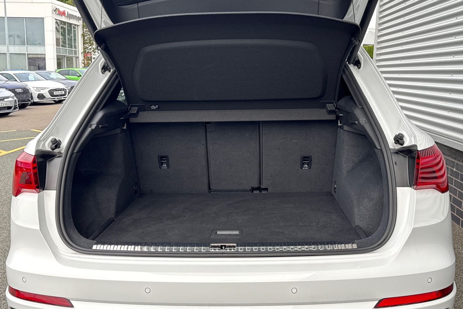 Used Audi Q3 2023 for sale - 77072011: Photo 6