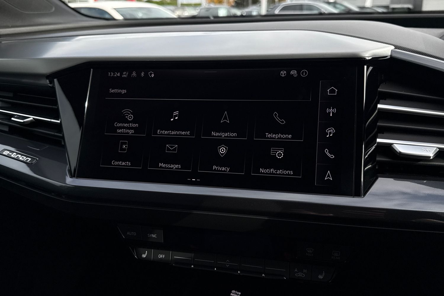 Used Audi Q4 e-tron 2025 for sale - 76143737: Photo 39