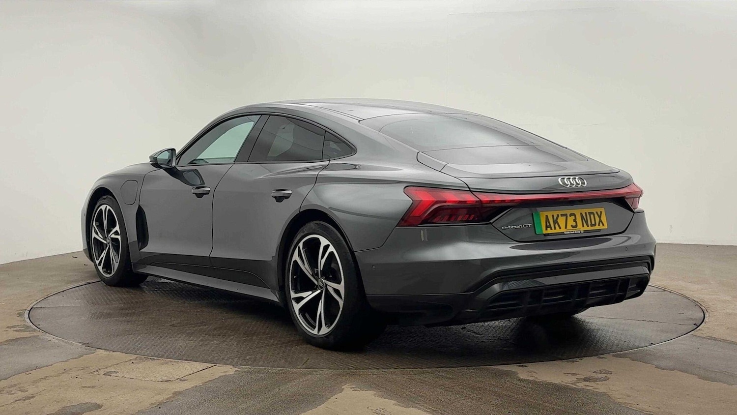 Used Audi e-tron GT 2023 for sale - 77187514: Photo 3