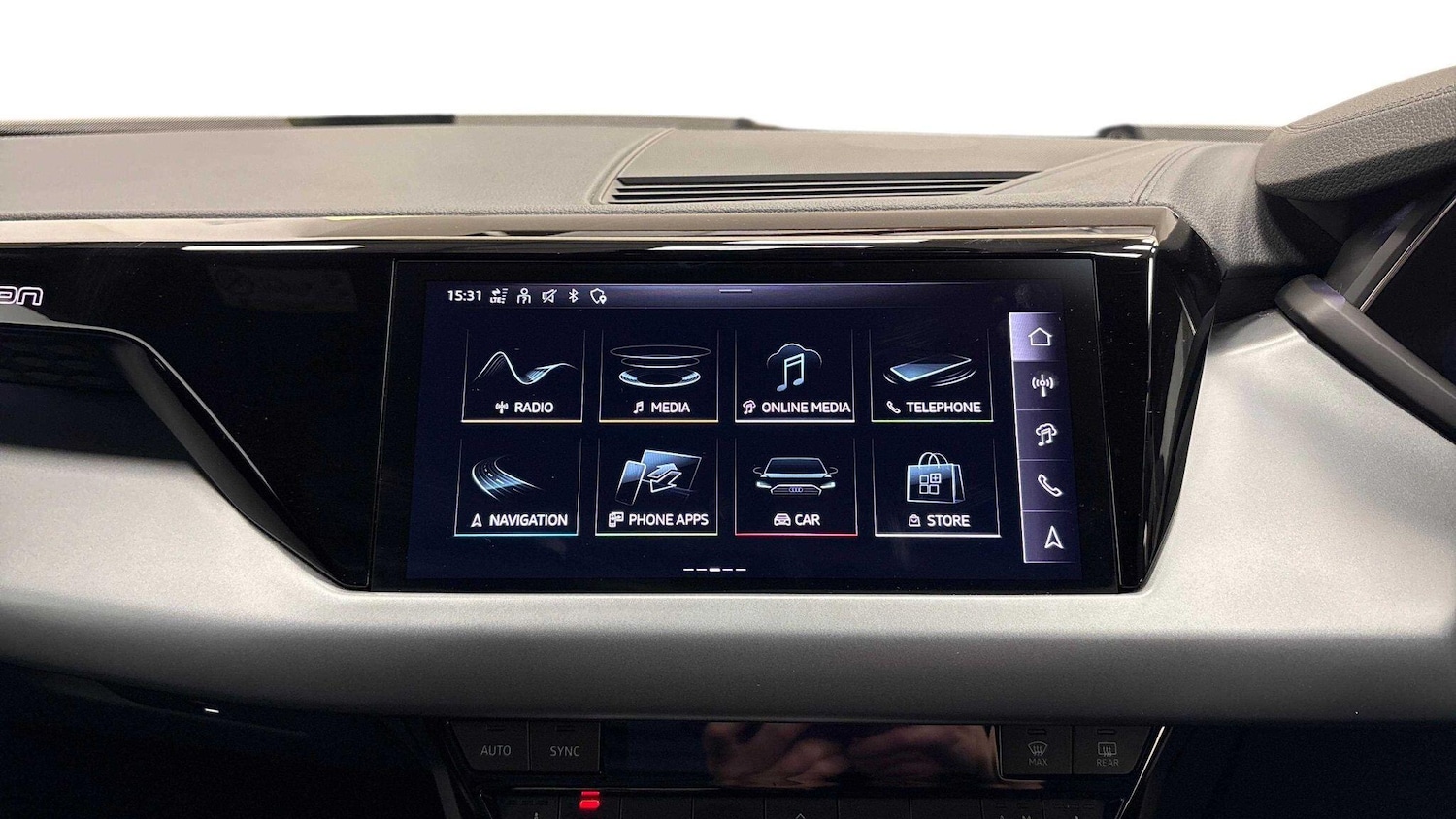 Used Audi e-tron GT 2023 for sale - 77187514: Photo 8