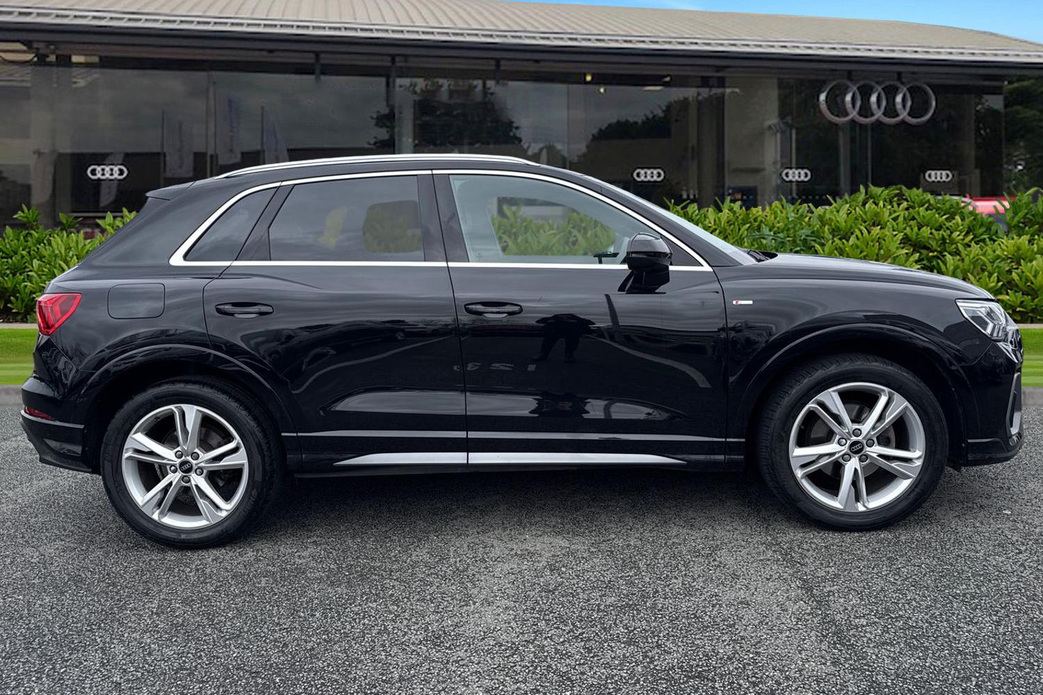 Used Audi Q3 2024 for sale - 77904543: Photo 3