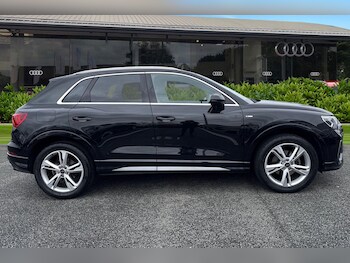 Used Audi Q3 2024 for sale - 77904543: Photo