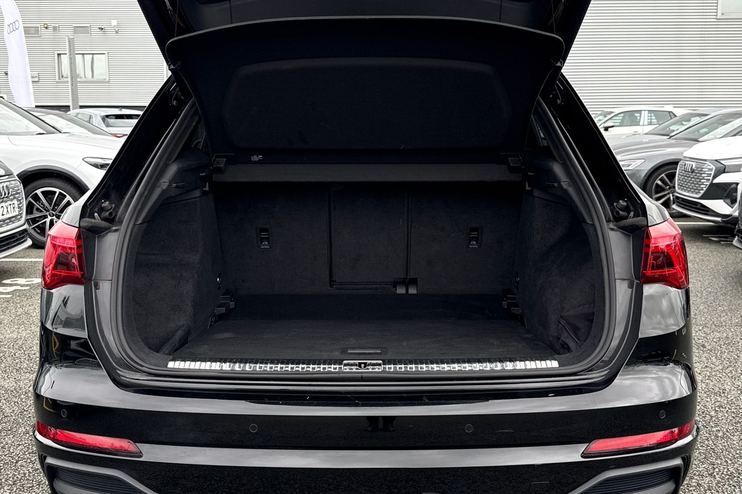 Used Audi Q3 2024 for sale - 77904543: Photo 7