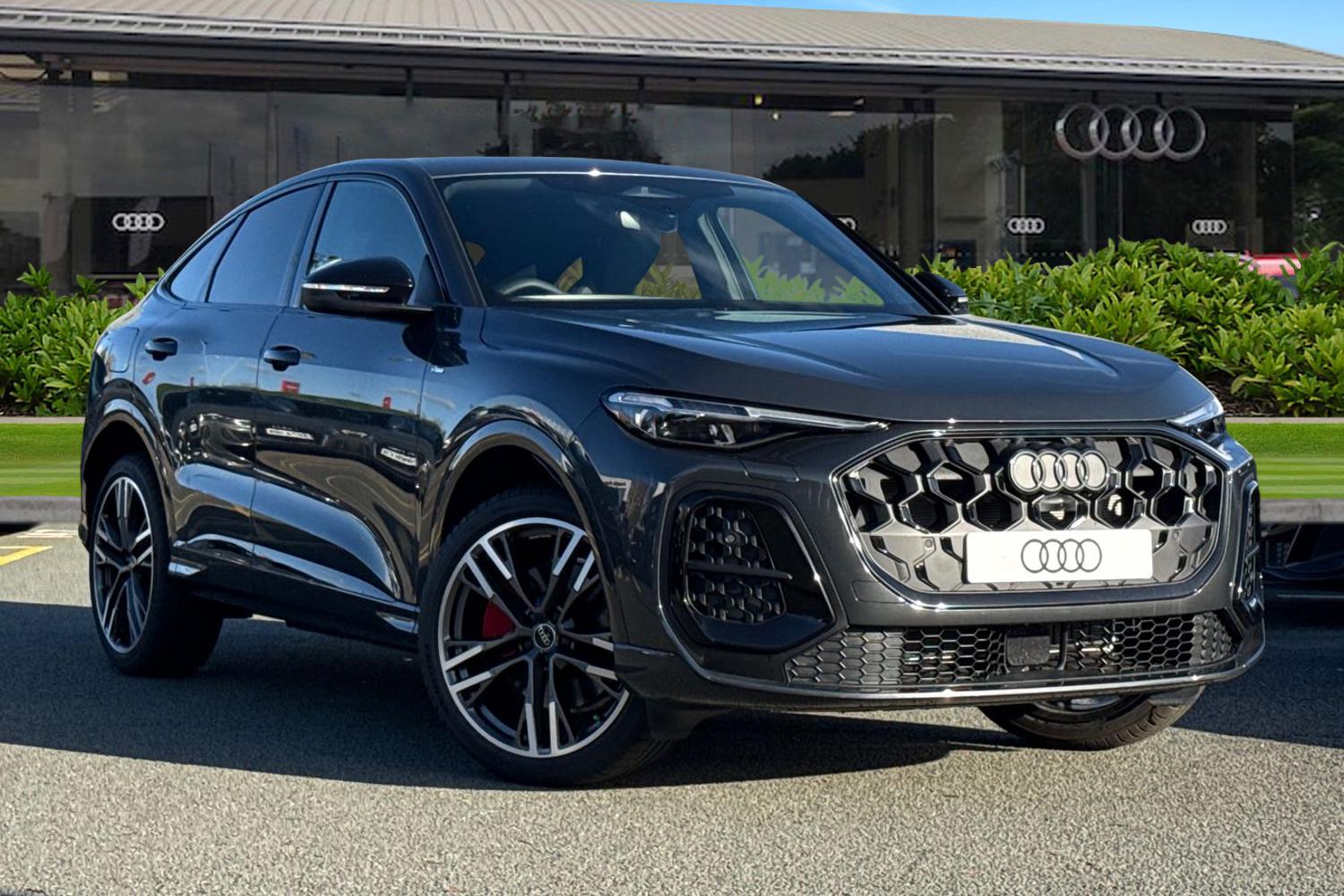 Used Audi Q5 2025 for sale - 76128527: Photo 1