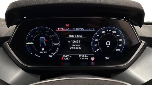 Used Audi e-tron GT 2023 for sale - 76274723: Photo 9