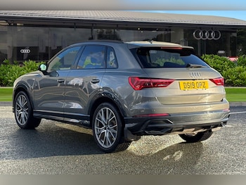 Used Audi Q3 2019 for sale - 76968030: Photo