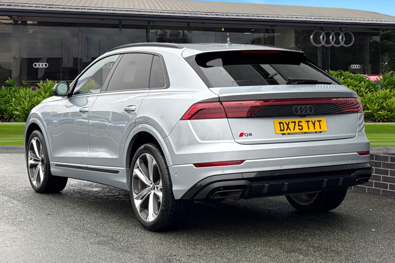 Used Audi Q8 2025 for sale - 77138977: Photo 2