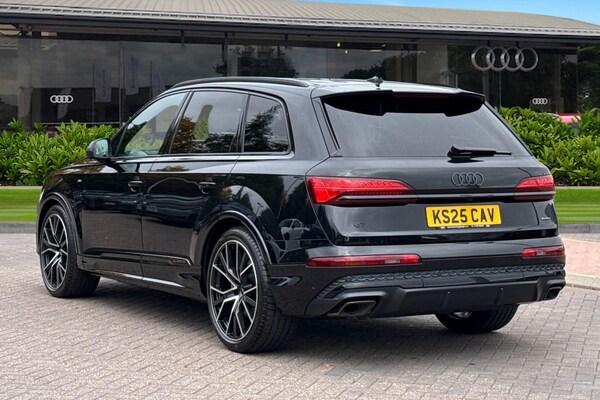 Used Audi Q7 2025 for sale - 76268052: Photo 2