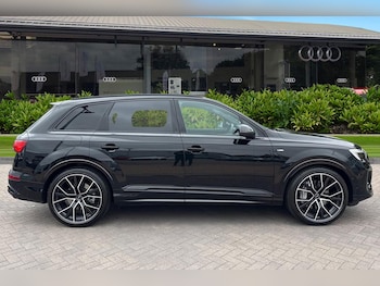 Used Audi Q7 2025 for sale - 76268052: Photo 3